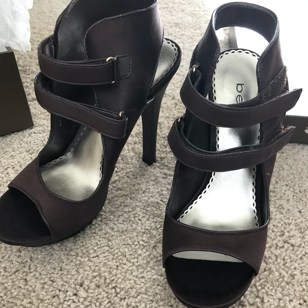 Platform shoes, pumps, ankle booties